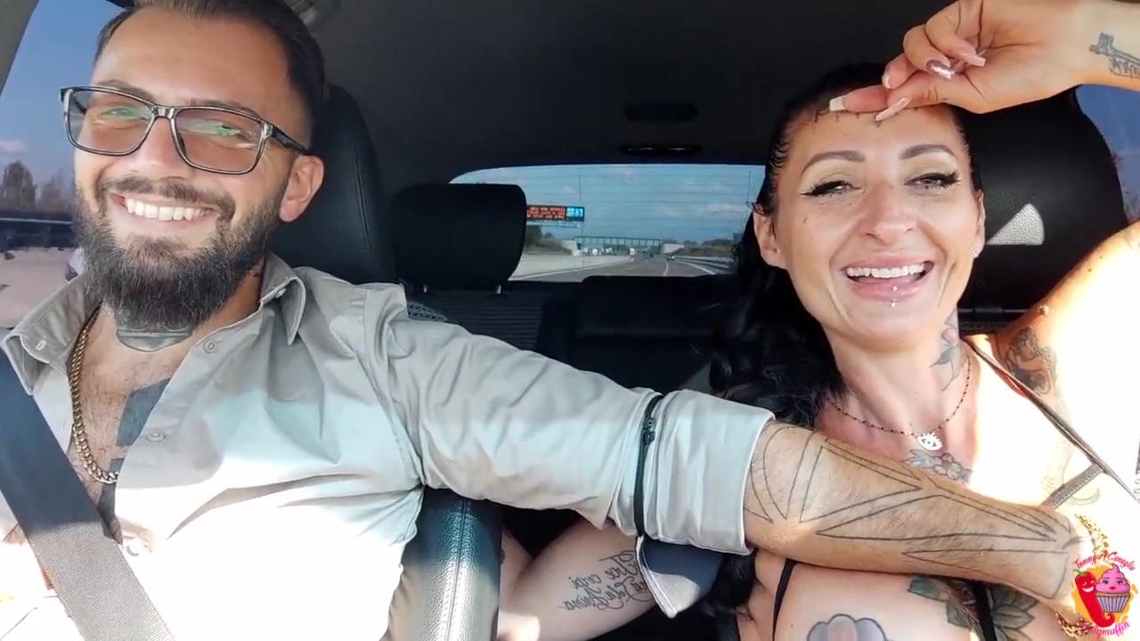 Ladymuffin E Tommy a Canaglia in Viaggio Verso Il Lago Di Garda watch online