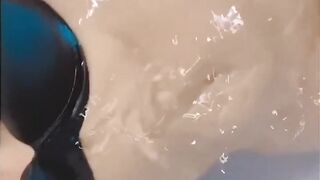 Sexy Pinay Nag Sarili Habang Naliligo - 10 image