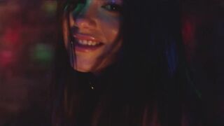 Dua lipa-'Hotter than hell' pmv - 11 image