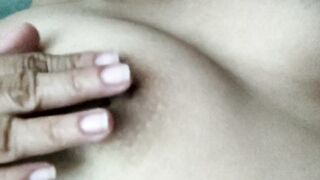 Squirting after playing with my nipples - 8 image