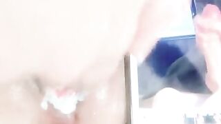 Cum tribute for macaroni cock