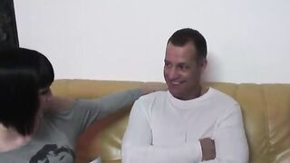 Laat een vrouw spuiten