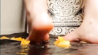 Feet and food fetish - 4 image