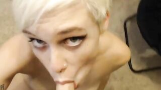 short haired girl loves the dick - 14 image