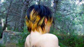 Masturbating oyeur gets good outdoor sex at hot fotoshooting - 11 image