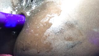 Double penetration with vibrator toy - 5 image