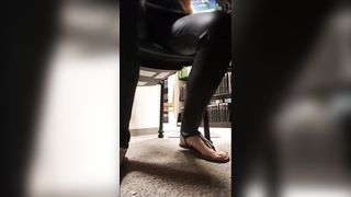 Using a dildo in college library - 3 image