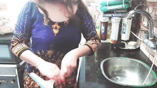 Punjabi Village Maid Fucked in Kitchen By Her Owner While She is Working - 15 image