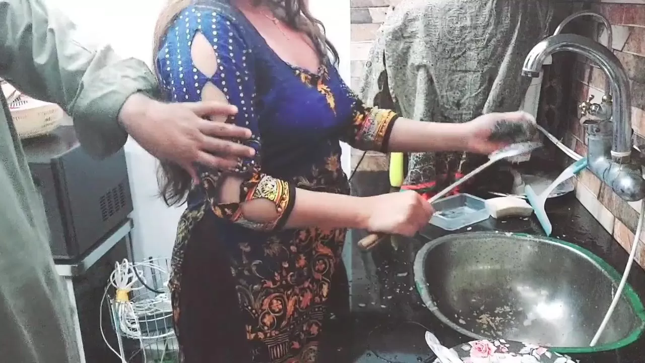 Punjabi Village Maid Fucked in Kitchen By Her Owner While She is Working watch online picture image