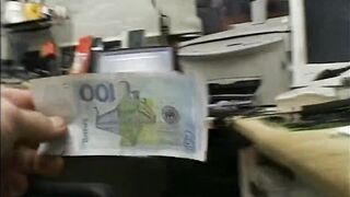 Auf der Arbeit gefickt - 5 image