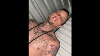 Stopped by storage for a quickie and made her squirt everywhere - 1 image