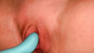 INEXPERIENCED WOMAN PLAYS WITH HER PRETTY PINK PULSING PUSSY CLOSE UP - 13 image