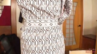 Squirt wife in Yukata and made a phone call to her husband - 10 image