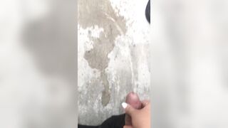 Pissing girl - 2 image