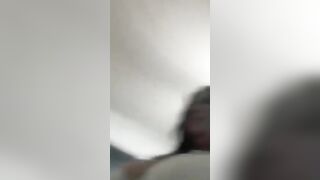 MOSTRANDO MIS GRANDES TETAS - 8 image