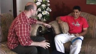 Guy licks and finger fucks a sexy blonde then she rides him - 2 image