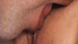 Guy licks and finger fucks a sexy blonde then she rides him - 5 image