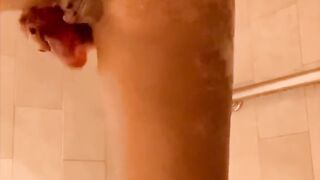 Michaela Isizzu horny at morning BIG SQUIRTING! - 2 image