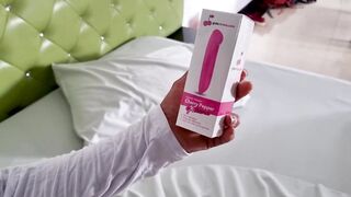 i'm excited unboxing my new clit toy