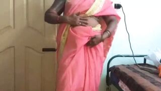 Horny Desi indian Mature Aunty Sex - 1 image