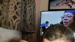 Eating pregnant pussy til she orgasms - 10 image