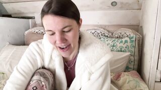 genuine surprise pussy orgasm before clit orgasm  - 2 image