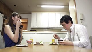 When Her Husband Was Away On a Business Trip For 24 Hours, She Brought a Man Into Her Home - 3 image