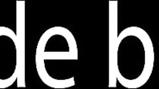 Married woman stays in the bathtub while her husband's horn isn't enough. - 3 image