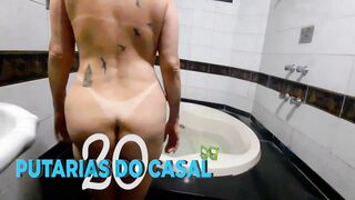 Married woman stays in the bathtub while her husband's horn isn't enough. - 5 image