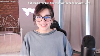 Geeky Nerd With Amazing Body Creamy Pussy Squirting