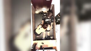 A couple who shakes their hips violently in a private room and ejaculates [amateur] - 6 image