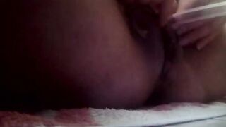 Annet13 tortures nipples with electricity and cums. - 2 image