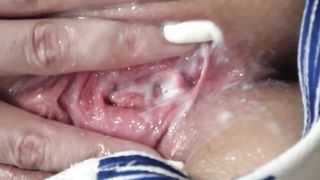 A BB with Beautiful Face Shows her Sweet Pussy Close up