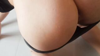 SQUIRT INEXPERIENCED STEPSISTER AND CUM BOYFRIEND ON TITS - 8 image