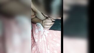 nangati ang hitad at naiyot Ng sagad!!! ssshhh wag maingay Baka magising sila...(Pt1) - 2 image