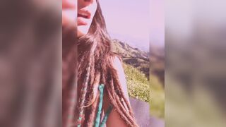 SQUIRT - ME MASTURBEI COM UM BRINQUEDO DE VIDRO EM CIMA DAS MONTANHAS - 8 image