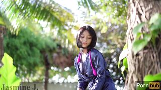 Jasmine J - Sunny Garden (MV Ver)