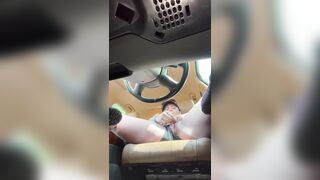 Car Squirting Big Clit Motivation Talk - 6 image