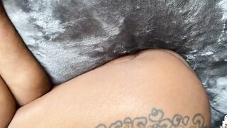 Royalty Squirting Solo - 2 image