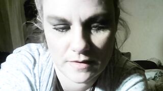 Spun wife enjoys toys - 6 image