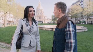 Cougar Shalina casting anal pour la prof