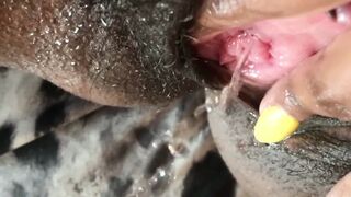 EXTREME CLOSEUP  SQUIRTING - 1 image