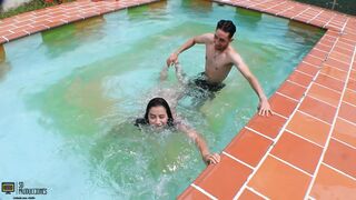 Fucking my stepsister in an outdoor cabin - Spanish Porn - 1 image