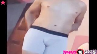 My wife is not in the room and the baby wants a story before you rest - 6 image