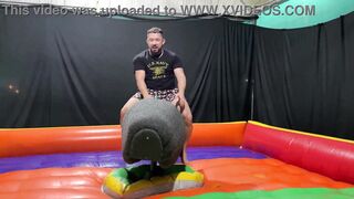 Mechanic toro bastard then pissed on the street - 7 image