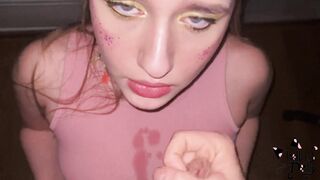 stepdaughter pleases her stepdaddy orally - 15 image