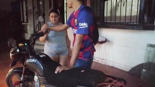 1 PARTE FOLLO CON EL MECANICO PORQUE NO TENGO COBN QUE PAGARLE LA ARREGLADA DE LA MOTO - 7 image