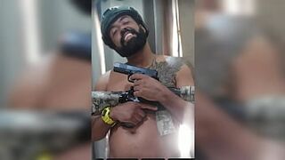 SOLDADO MELICIANO METENDO A PICA EM UMA NOVINHA RABUDA. - 1 image