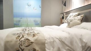 Date your lover in the hotel - 7 image