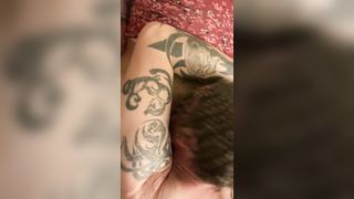 Eating and Fingering the Pussy until she Squirts while her BFF Recordes - 9 image